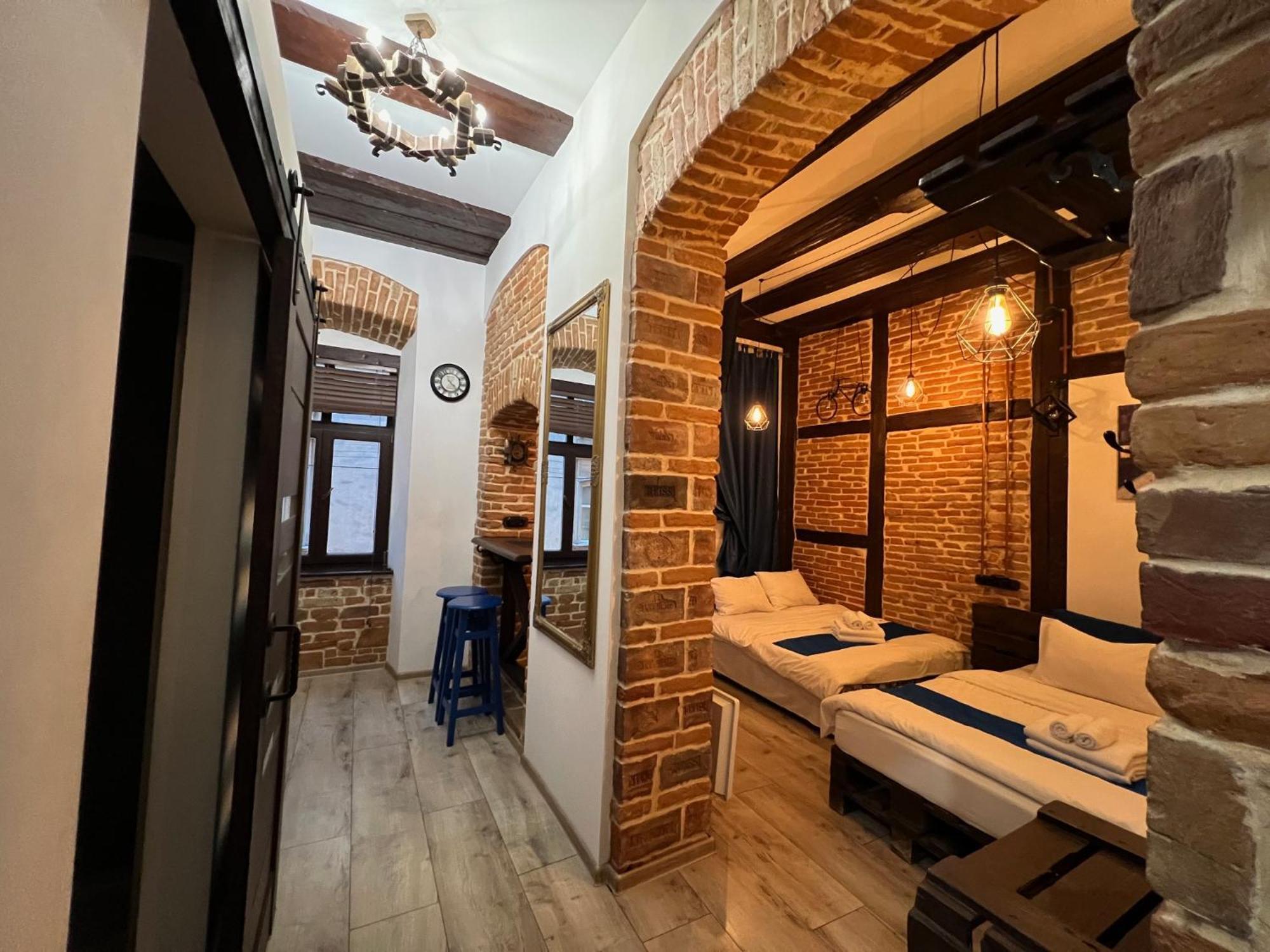 Апартаменти Cozy Loft в самому центрі Львова Екстер'єр фото