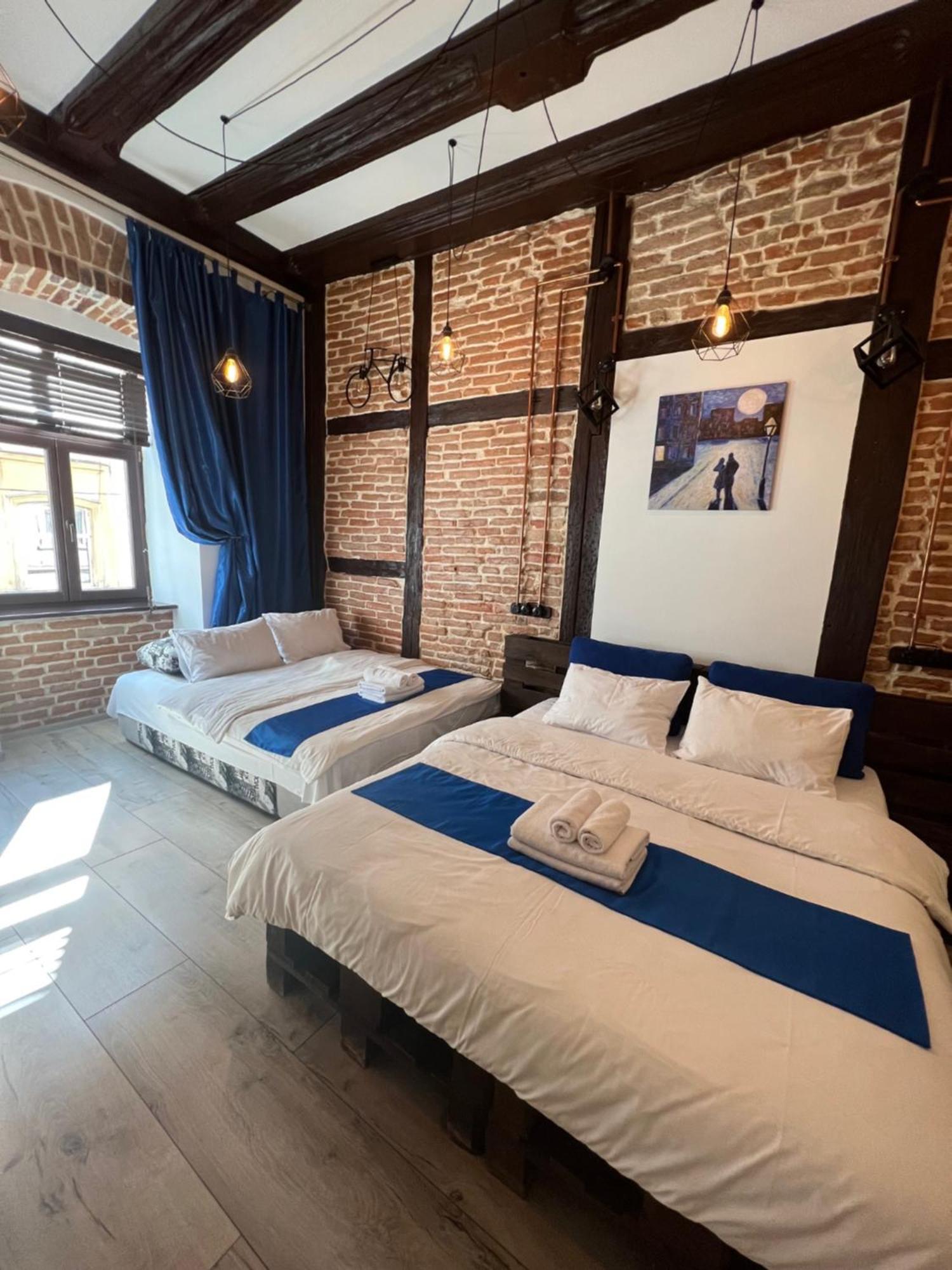 Апартаменти Cozy Loft в самому центрі Львова Екстер'єр фото